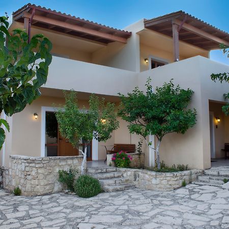 Earino Apartment Kato Asites Bagian luar foto