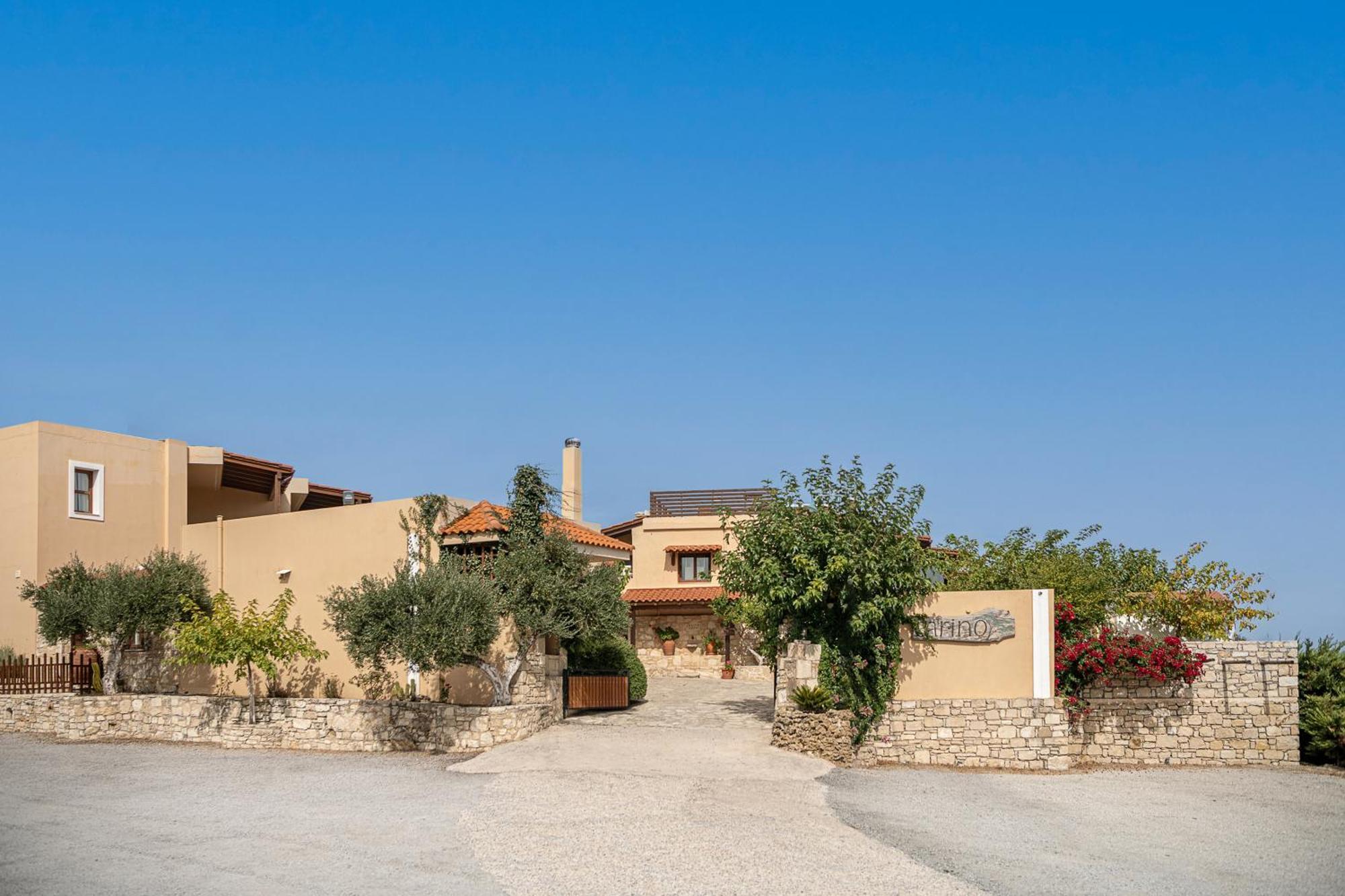 Earino Apartment Kato Asites Bagian luar foto