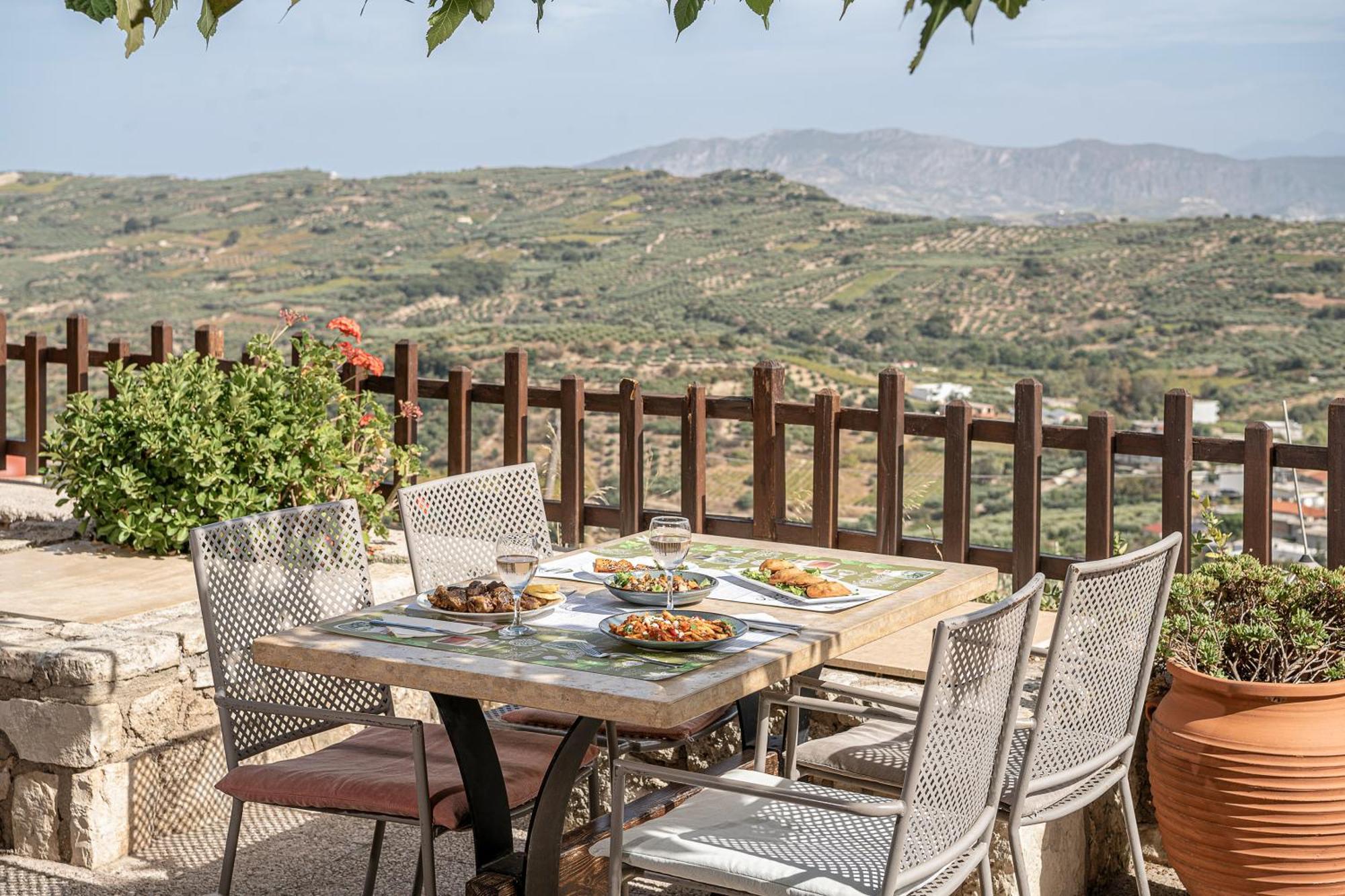 Earino Apartment Kato Asites Bagian luar foto
