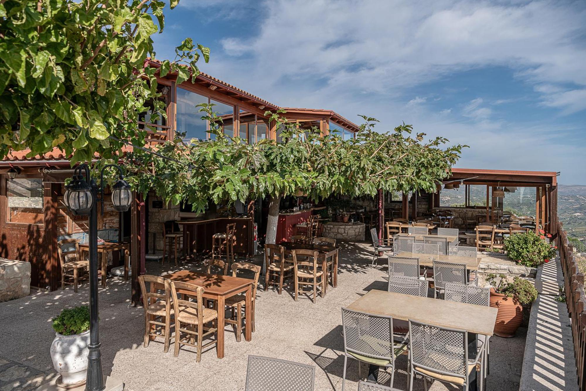 Earino Apartment Kato Asites Bagian luar foto