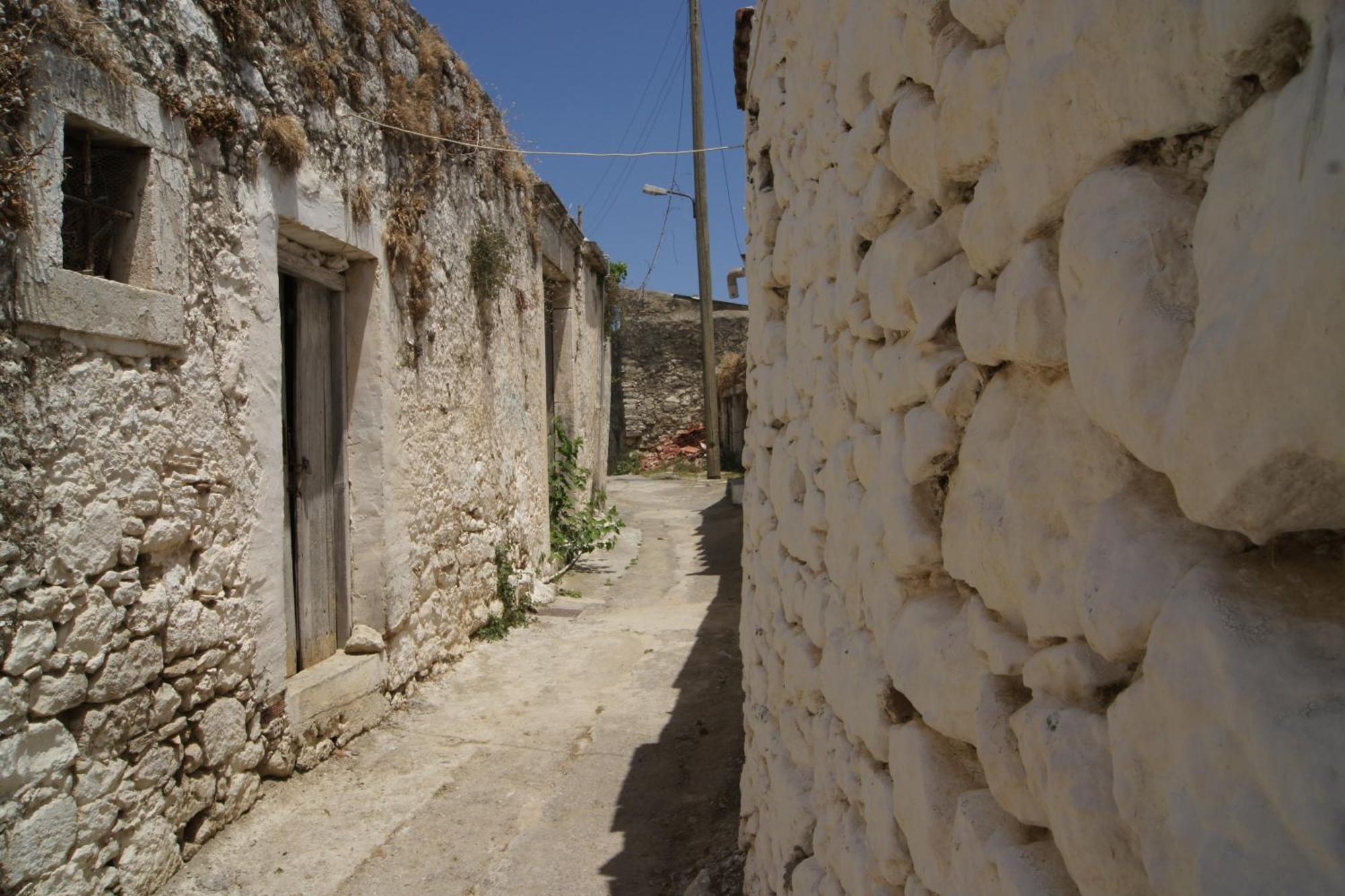 Earino Apartment Kato Asites Bagian luar foto